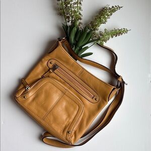Tignanello Leather Crossboby bag / Mustard